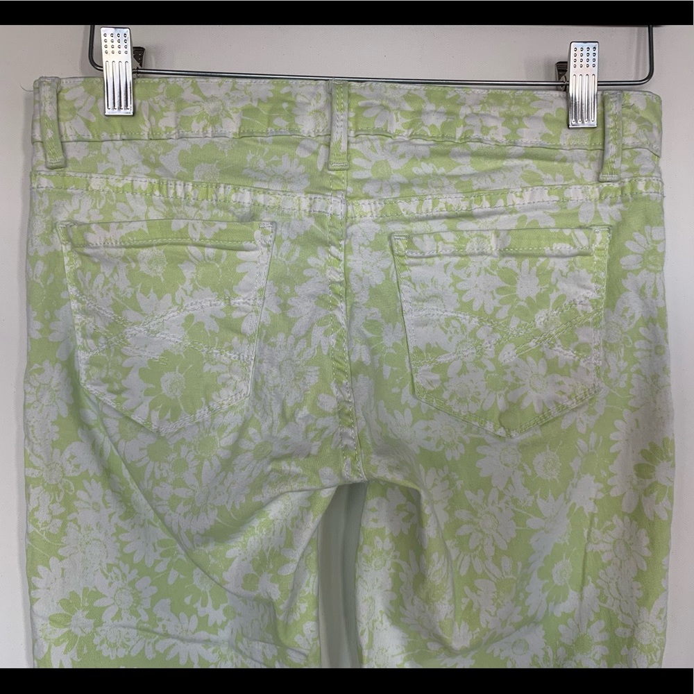 Aeropostale Lola Cropped Jegging 5/6 Reg Flowered